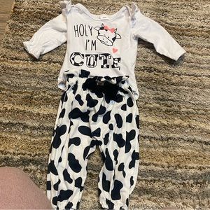 Baby girl cow outfit